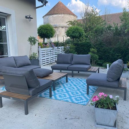Les Rougemonts Eucalyptus Hotel Champguyon Eksteriør billede