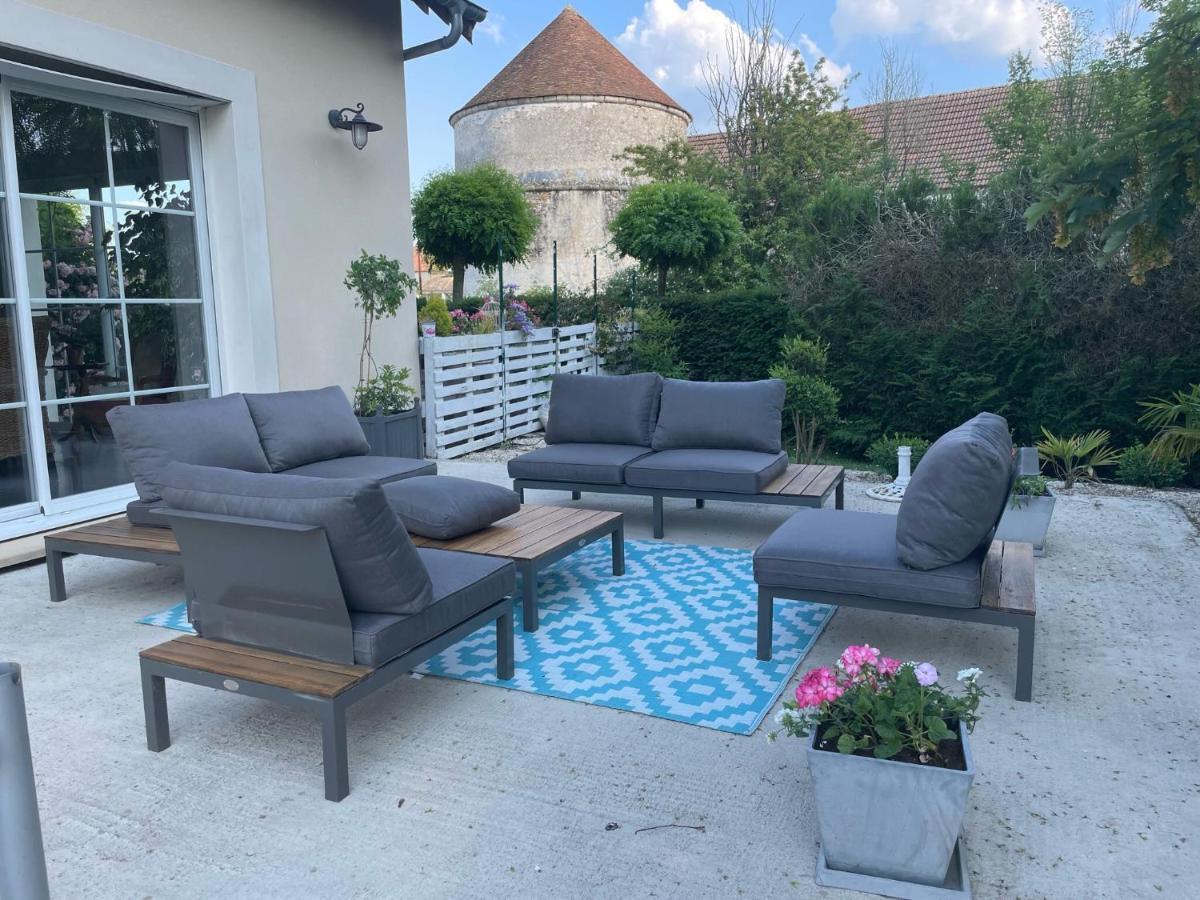 Les Rougemonts Eucalyptus Hotel Champguyon Eksteriør billede